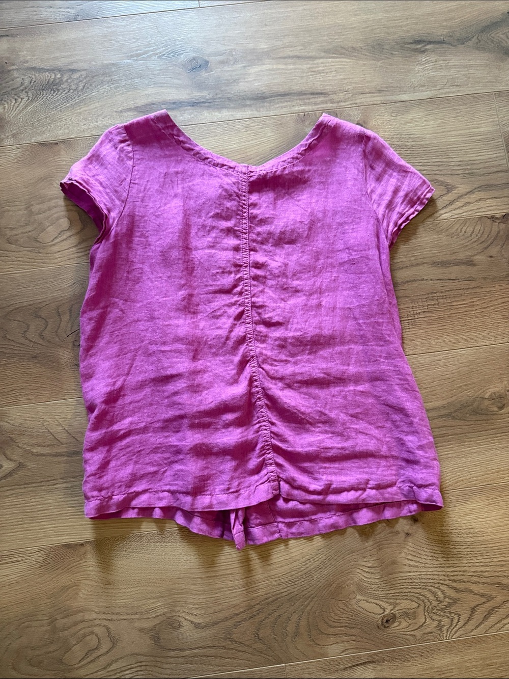 C&C California Short Sleeve Linen Tee in Fuchsia Pink